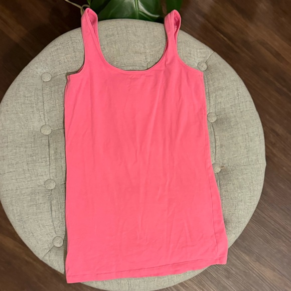 Lilly Pulitzer Makena Pink Pima Cotton Palm Logo Tank Top
Size XS💎EUC - Picture 4 of 5